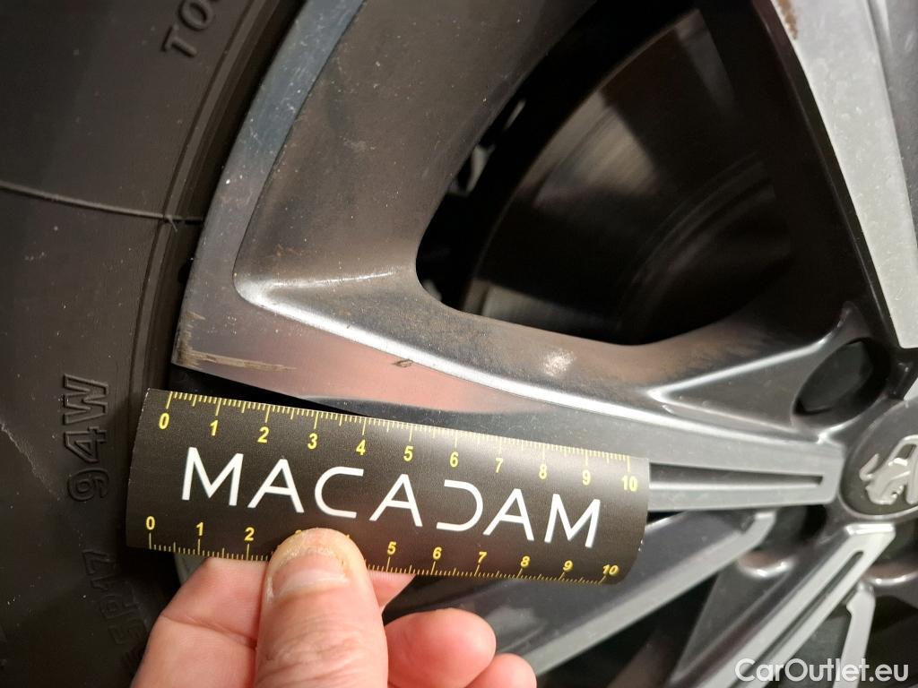  Peugeot  508 PEUGEOT  SW / 2018 / 5P / Break BlueHDi 130 S&S EAT8 Allure Pack #24