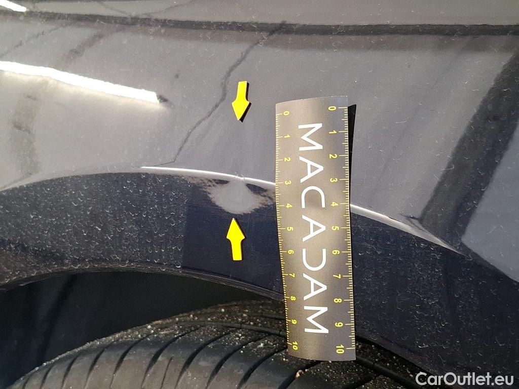  Peugeot  508 PEUGEOT  SW / 2018 / 5P / Break BlueHDi 130 S&S EAT8 Allure Pack #33