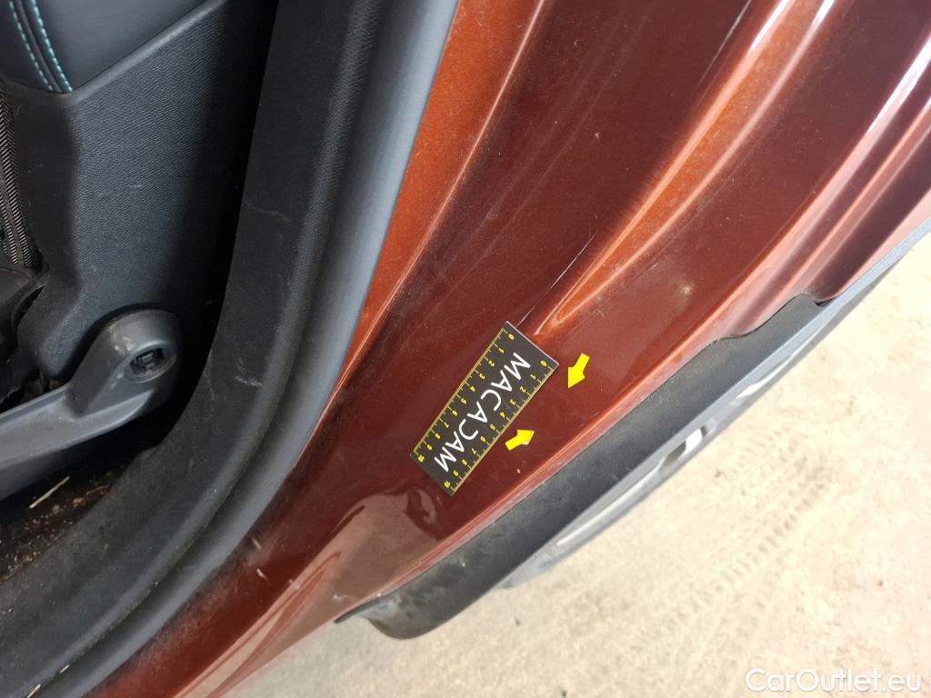  Peugeot  5008  Allure 1.5 HDi 130CV BVA8 7 Sieges E6d #64