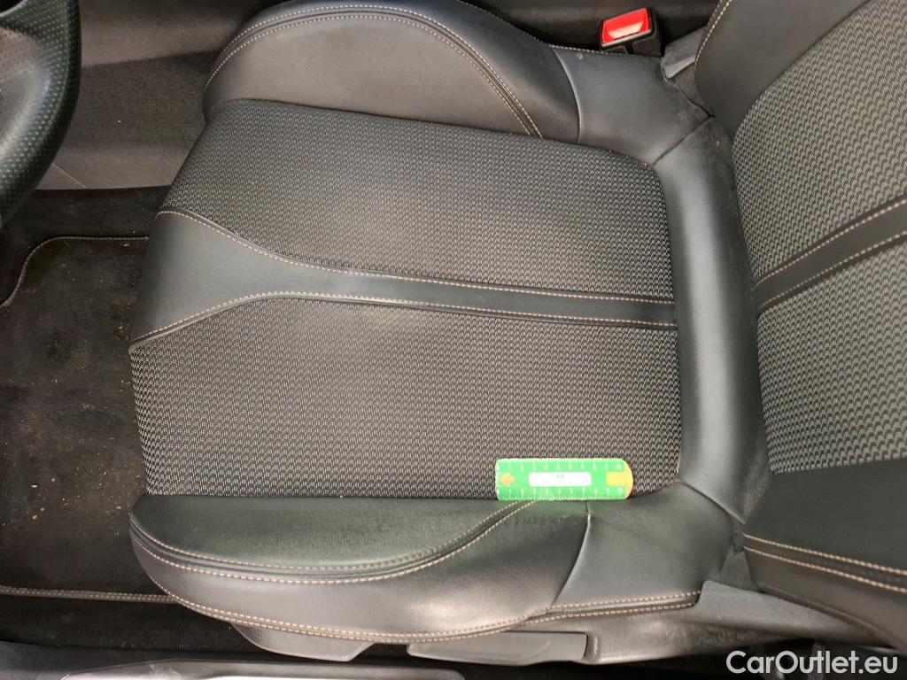  Peugeot  5008  GT 1.5 HDi 130CV BVA8 7 Sieges E6d #7