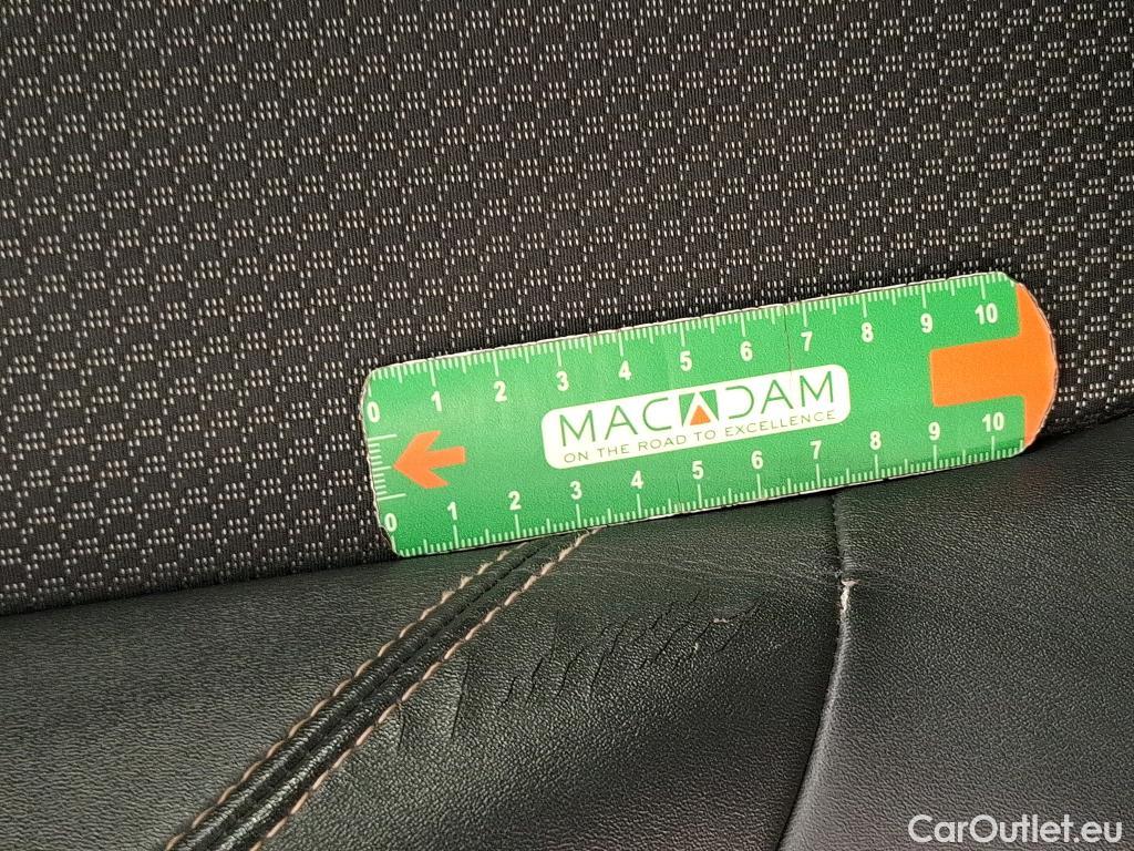  Peugeot  5008  GT 1.5 HDi 130CV BVA8 7 Sieges E6d #8