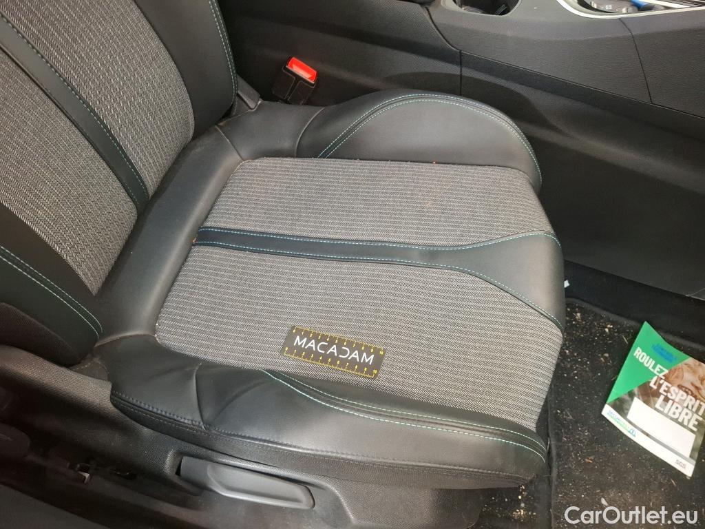  Peugeot  5008  Allure 1.5 HDi 130CV BVA8 7 Sieges E6d #39