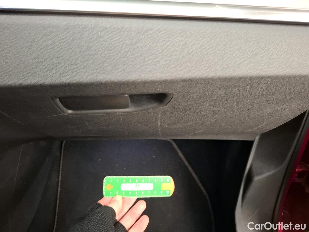  Peugeot  5008  GT 1.5 HDi 130CV BVA8 7 Sieges E6d #12