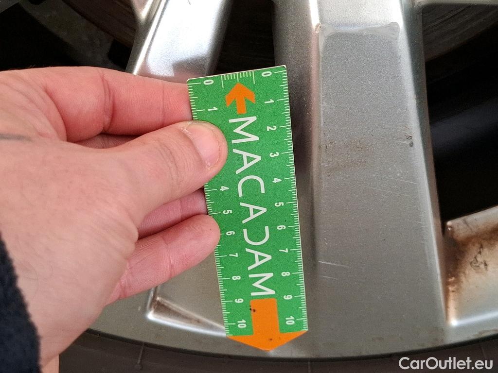  Peugeot  5008  Active Pack 1.5 HDi 130CV BVA8 7 Sieges E6d #14