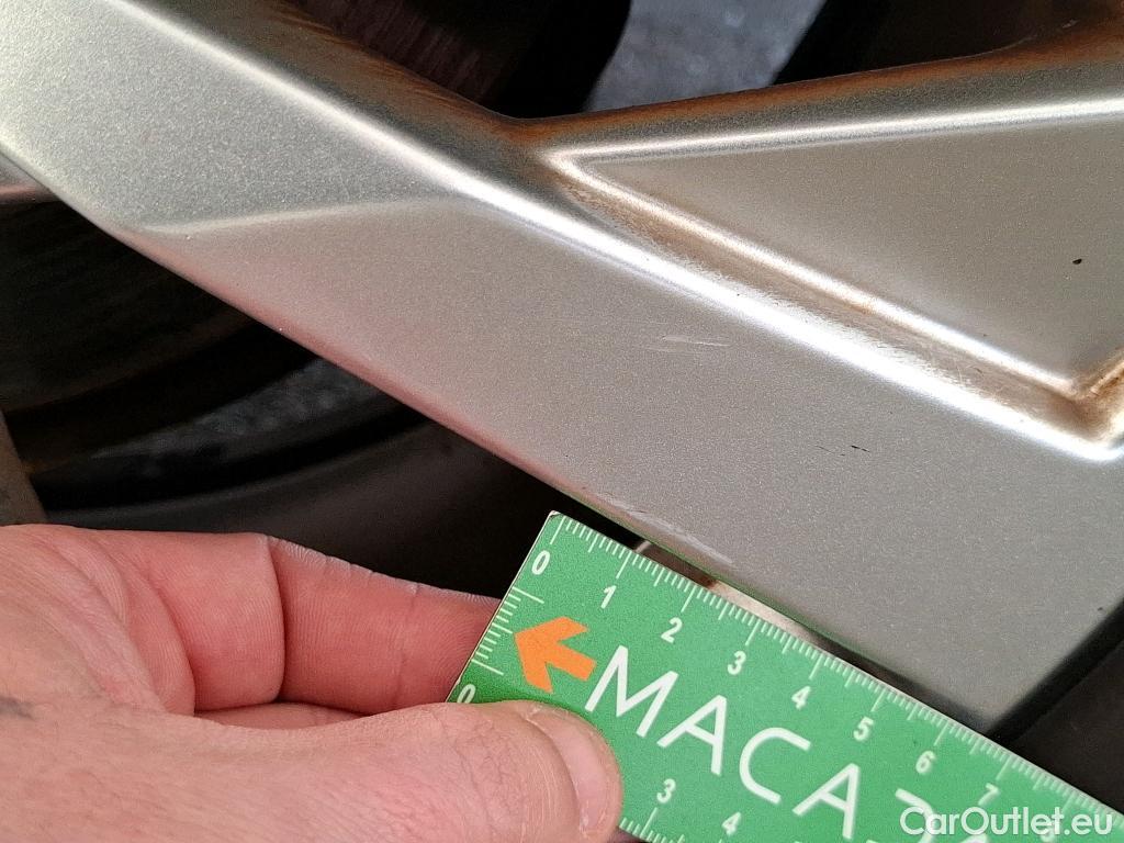  Peugeot  5008  Active Pack 1.5 HDi 130CV BVA8 7 Sieges E6d #15