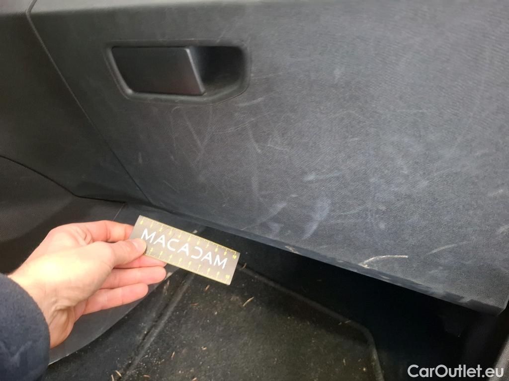  Peugeot  5008  Allure 1.5 HDi 130CV BVA8 7 Sieges E6d #51