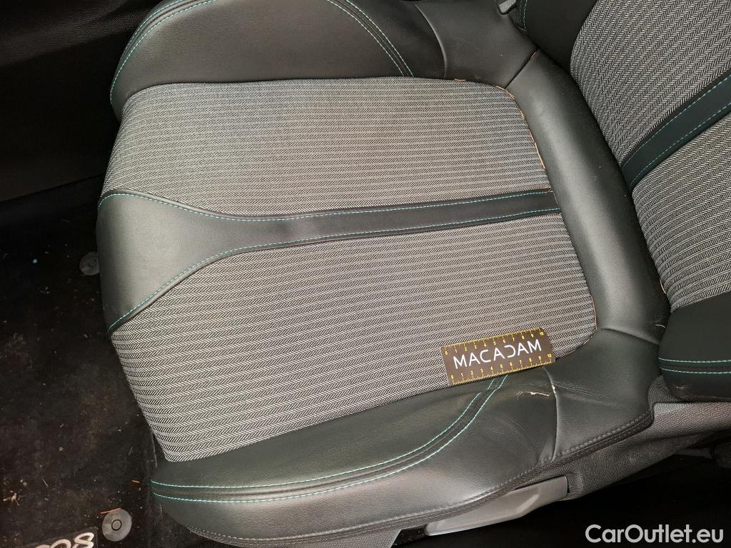  Peugeot  5008  Allure Pack 1.5 HDi 130CV BVA8 7 Sieges E6d #7