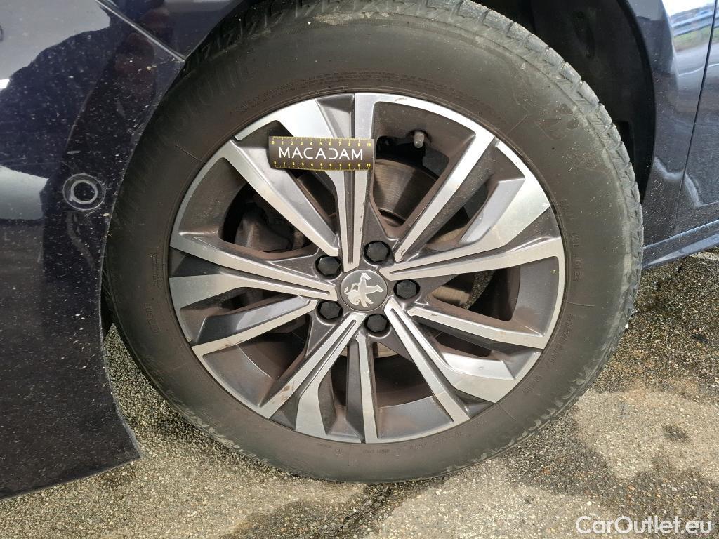  Peugeot  508 PEUGEOT  SW / 2018 / 5P / Break BlueHDi 130 S&S EAT8 Allure Pack #16