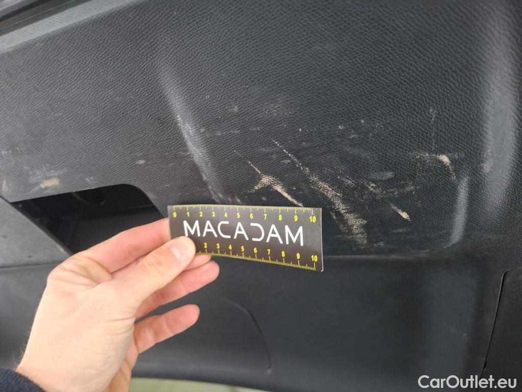  Peugeot  5008  Allure 1.5 HDi 130CV BVA8 7 Sieges E6d #30