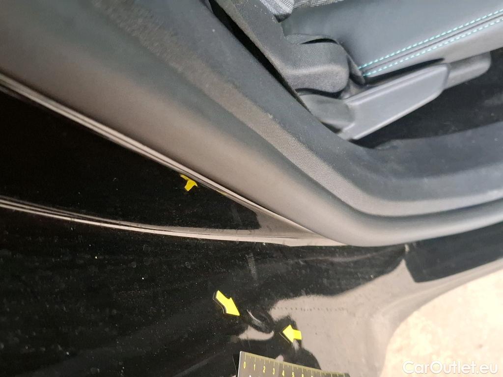  Peugeot  5008  Allure Pack 1.2 PureTech 130CV BVA8 7 Sieges E6d #62