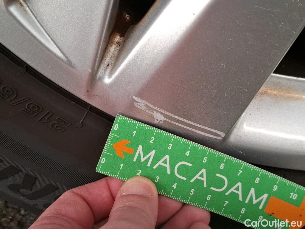  Peugeot  5008  Active Pack 1.5 HDi 130CV BVA8 7 Sieges E6d #10