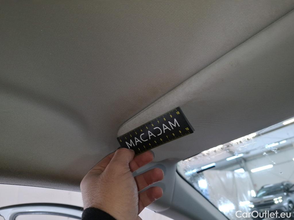  Renault  Megane  IV Berline 5pt. Zen 1.5 dCi 110CV BVM6 E6 #78