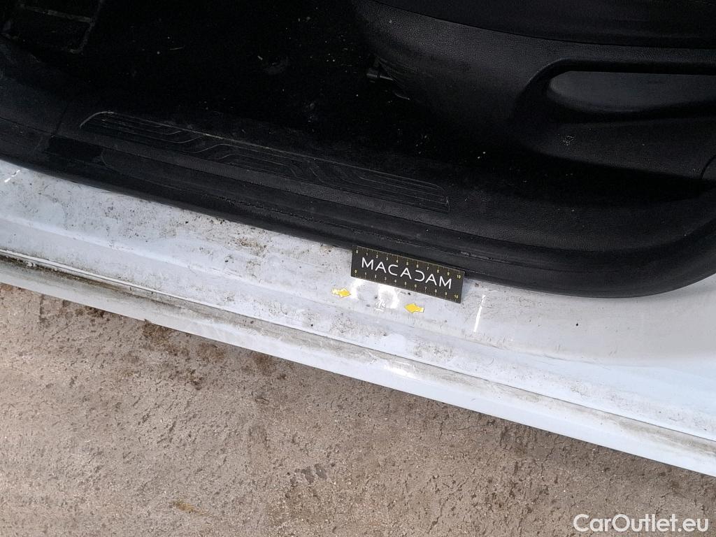  Renault  Megane  IV Berline 5pt. Zen 1.5 dCi 110CV BVM6 E6 #52