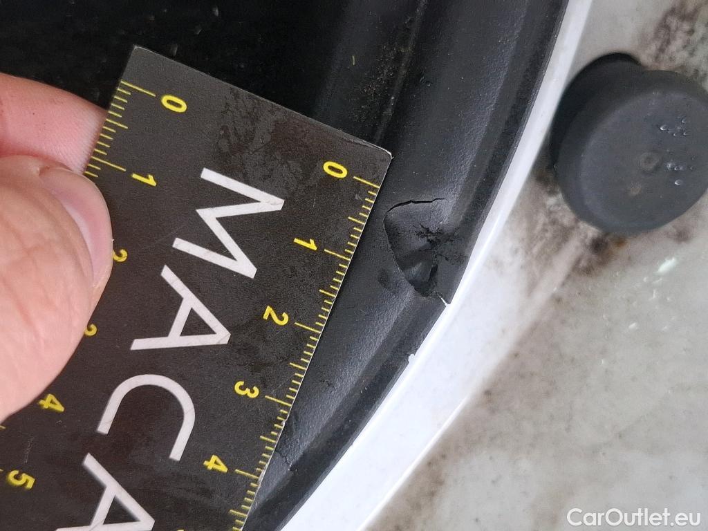  Renault  Megane  IV Berline 5pt. Zen 1.5 dCi 110CV BVM6 E6 #61