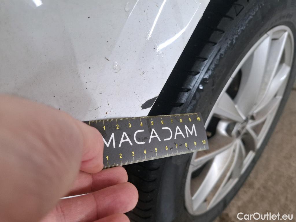  Renault  Megane  IV Berline 5pt. Zen 1.5 dCi 110CV BVM6 E6 #40