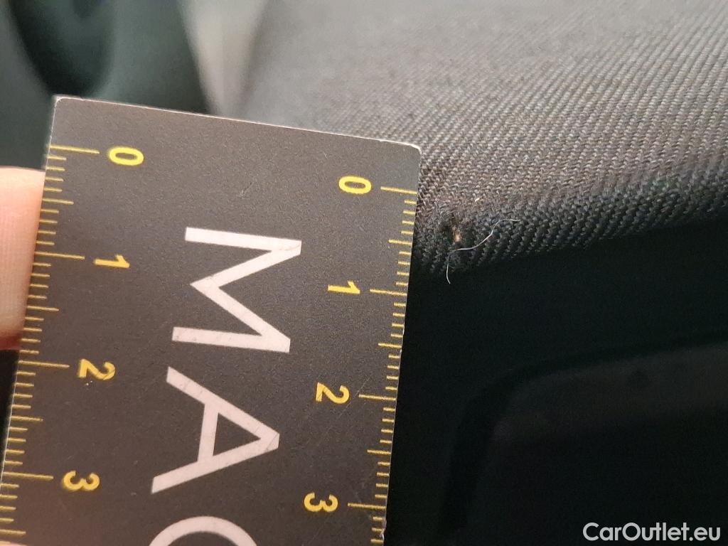  Renault  Megane  IV Berline 5pt. Zen 1.5 dCi 110CV BVM6 E6 #63