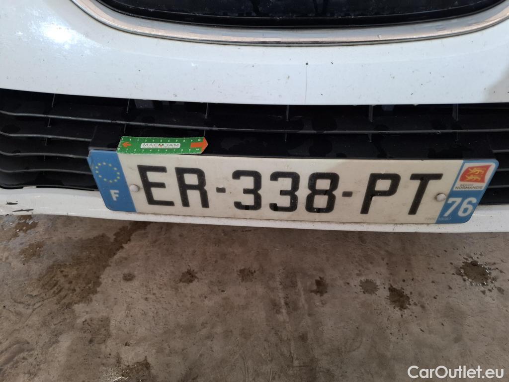  Renault  Megane  IV Berline 5pt. Zen 1.5 dCi 110CV BVM6 E6 #82