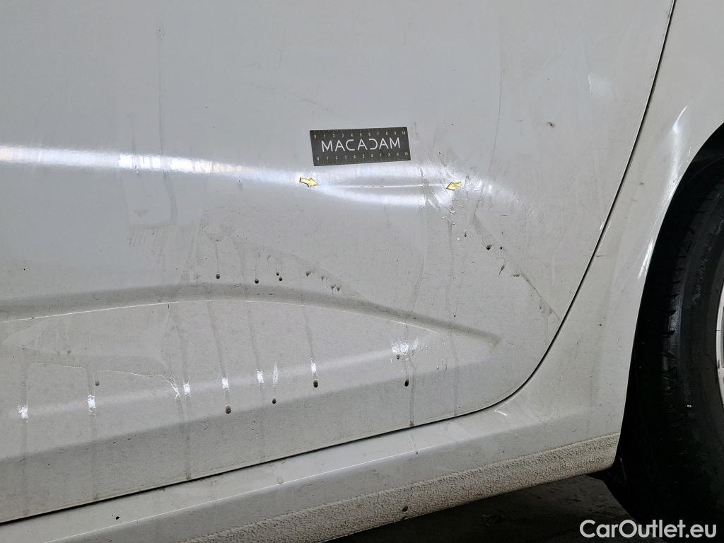  Renault  Megane  IV Berline 5pt. Zen 1.5 dCi 110CV BVM6 E6 #32