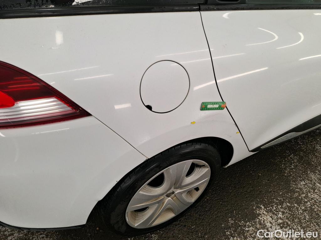  Renault  Clio  IV Grandtour Business Eco2 1.5 dCi 90CV BVM5 E5 #7