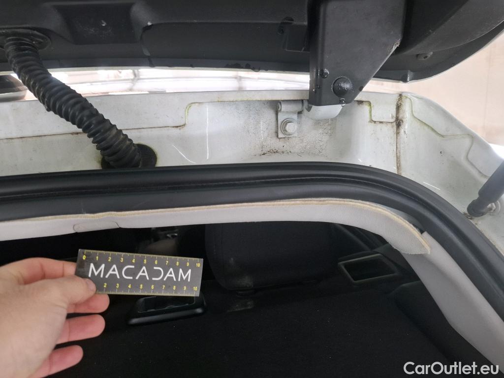  Renault  Megane  IV Berline 5pt. Zen 1.5 dCi 110CV BVM6 E6 #84