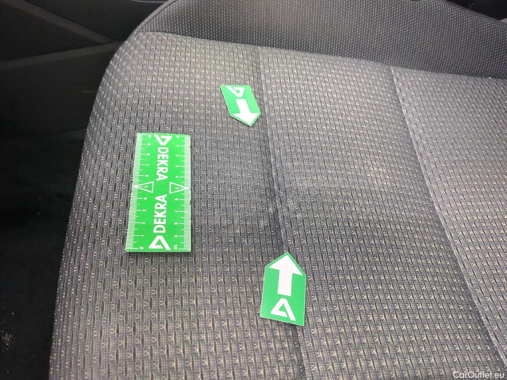  Volkswagen  Touran  Lounge Business BMT/Start-Stopp 2.0 TDI 150CV BVA7 E6d #52