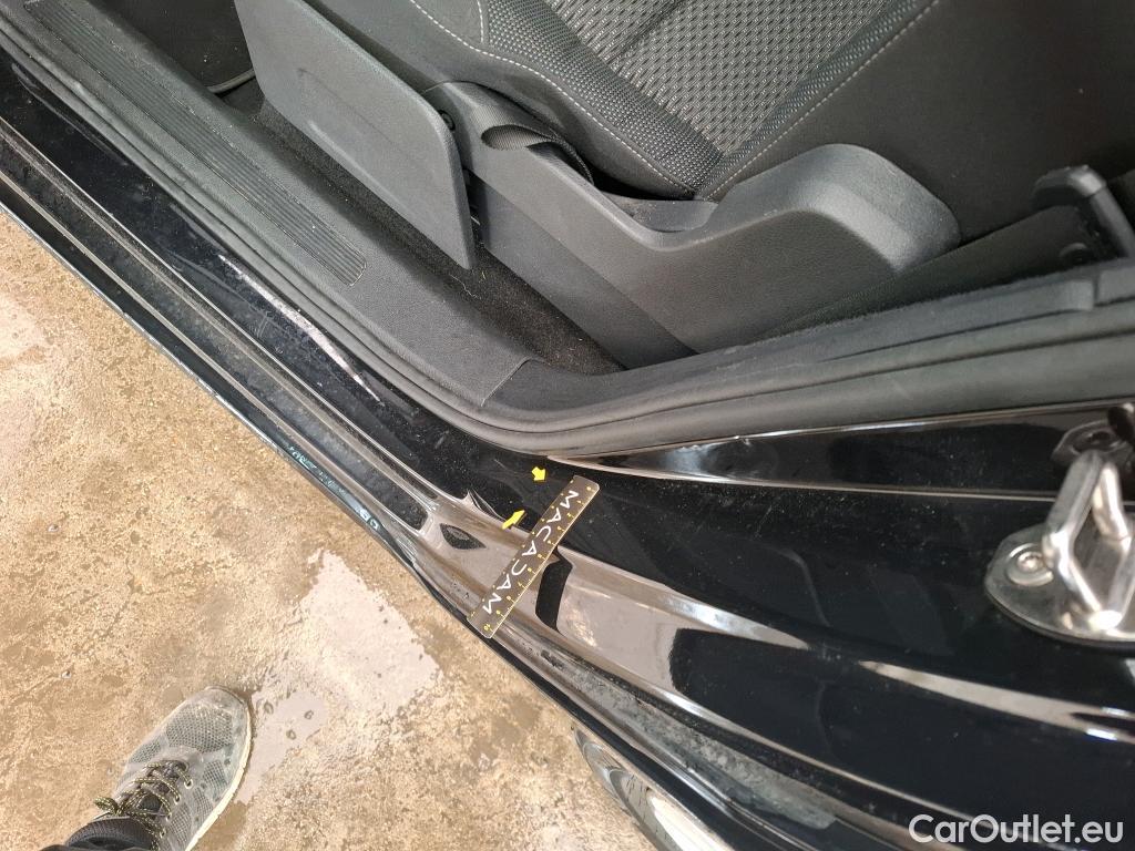  Volkswagen  Touran  Life Plus 2.0 TDI 150CV BVA7 E6d #15