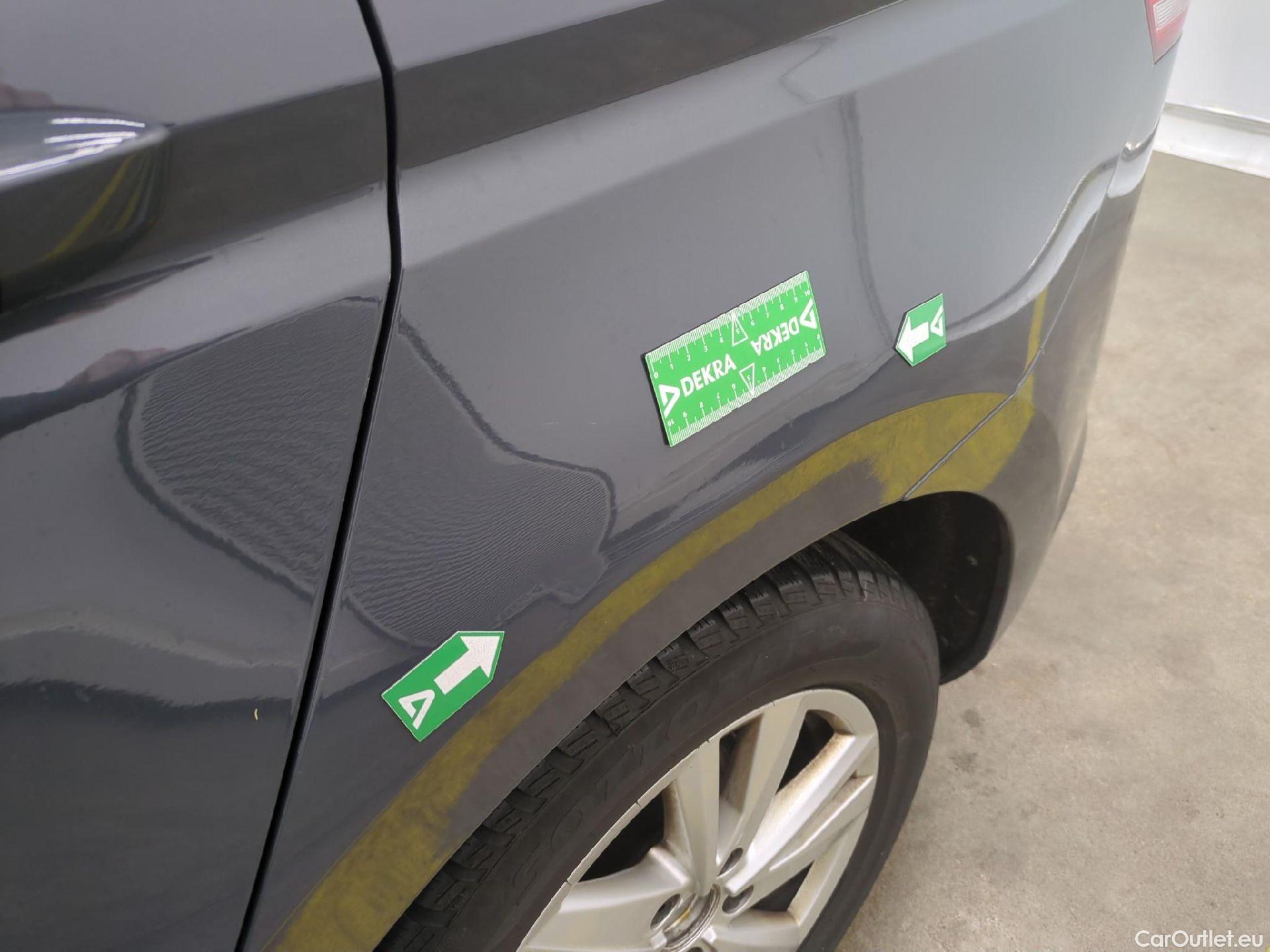  Volkswagen  Touran  Lounge Business BMT/Start-Stopp 2.0 TDI 150CV BVA7 E6d #44