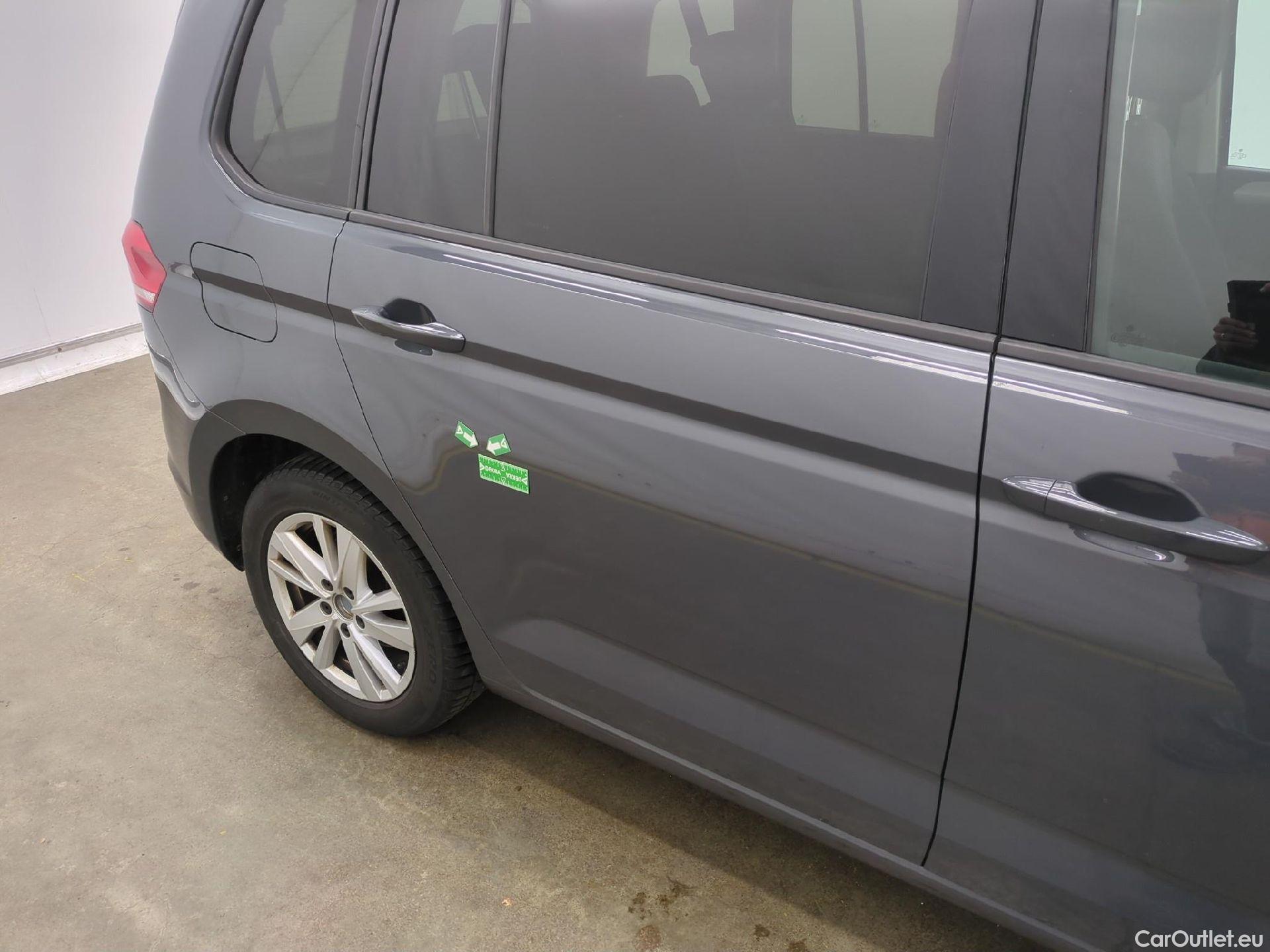  Volkswagen  Touran  Lounge Business BMT/Start-Stopp 2.0 TDI 150CV BVA7 E6d #21