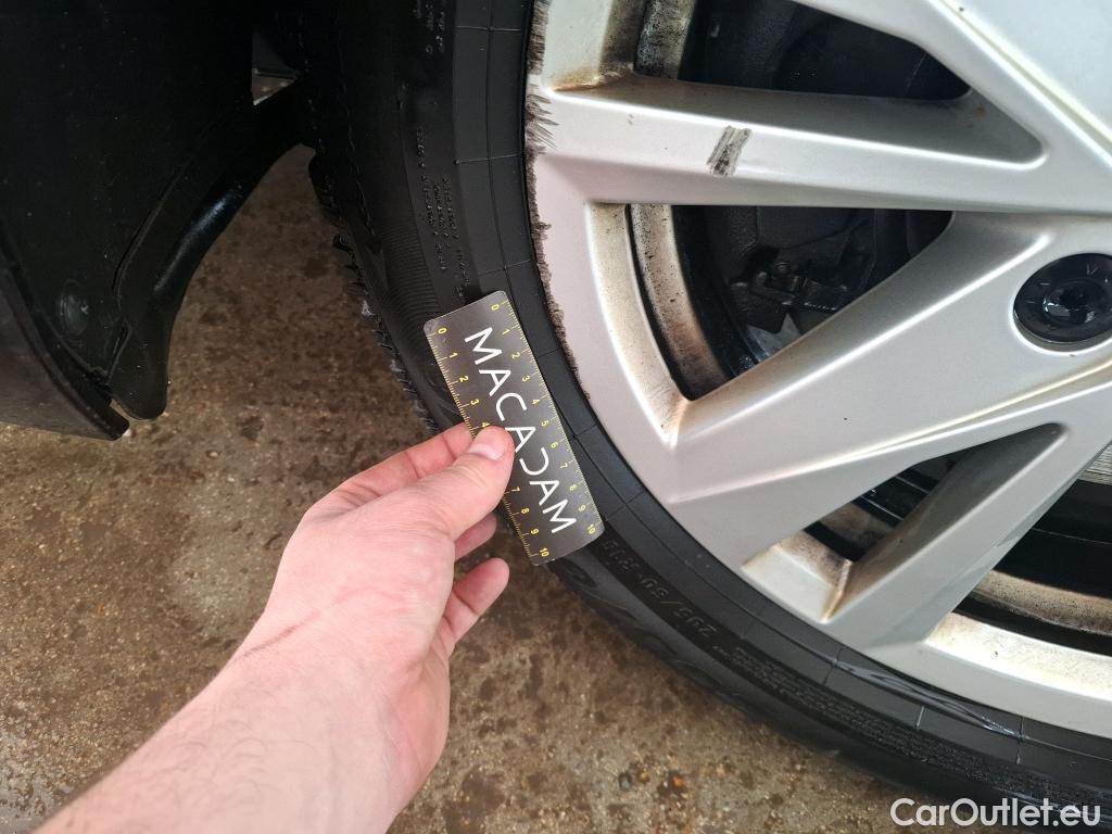  Volkswagen  Touran  Life Plus 2.0 TDI 150CV BVA7 E6d #21