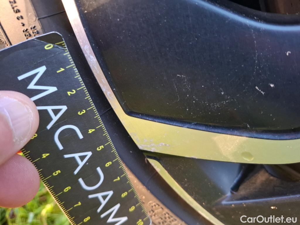  Volkswagen  Golf  VOLKSWAGEN / 2020 / 5P / Berline 2.0 TDI SCR 115 BVM6 Life 1st #21