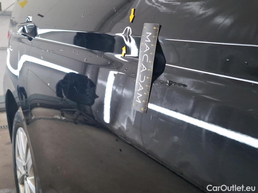  Volkswagen  Touran  Life Plus 2.0 TDI 150CV BVA7 E6d #45