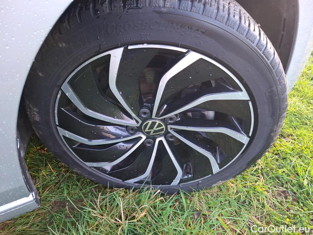  Volkswagen  Golf  VOLKSWAGEN / 2020 / 5P / Berline 2.0 TDI SCR 115 BVM6 Life 1st #8