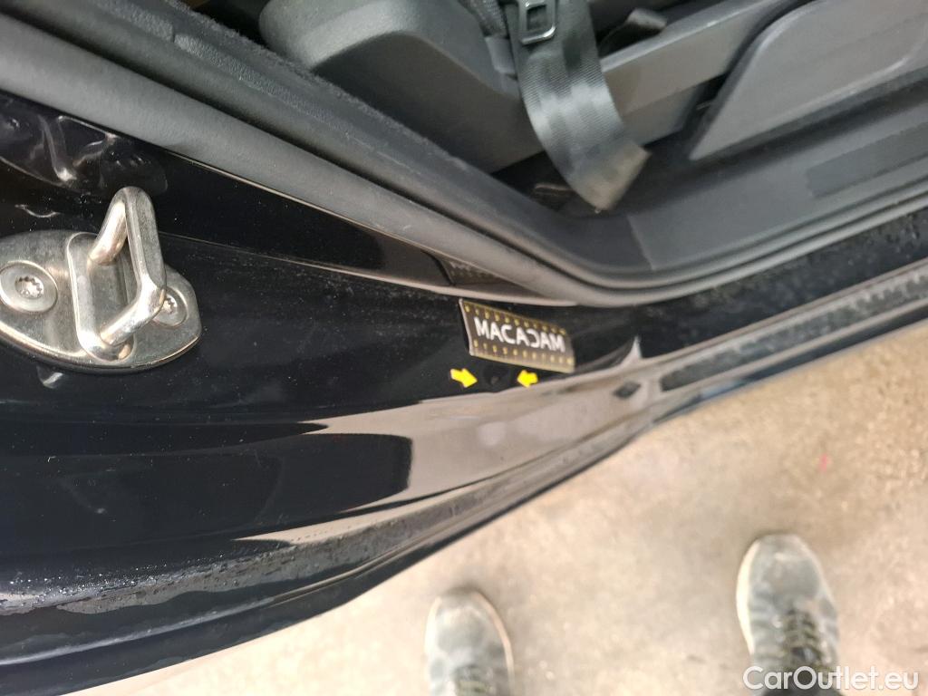  Volkswagen  Touran  Life Plus 2.0 TDI 150CV BVA7 E6d #40