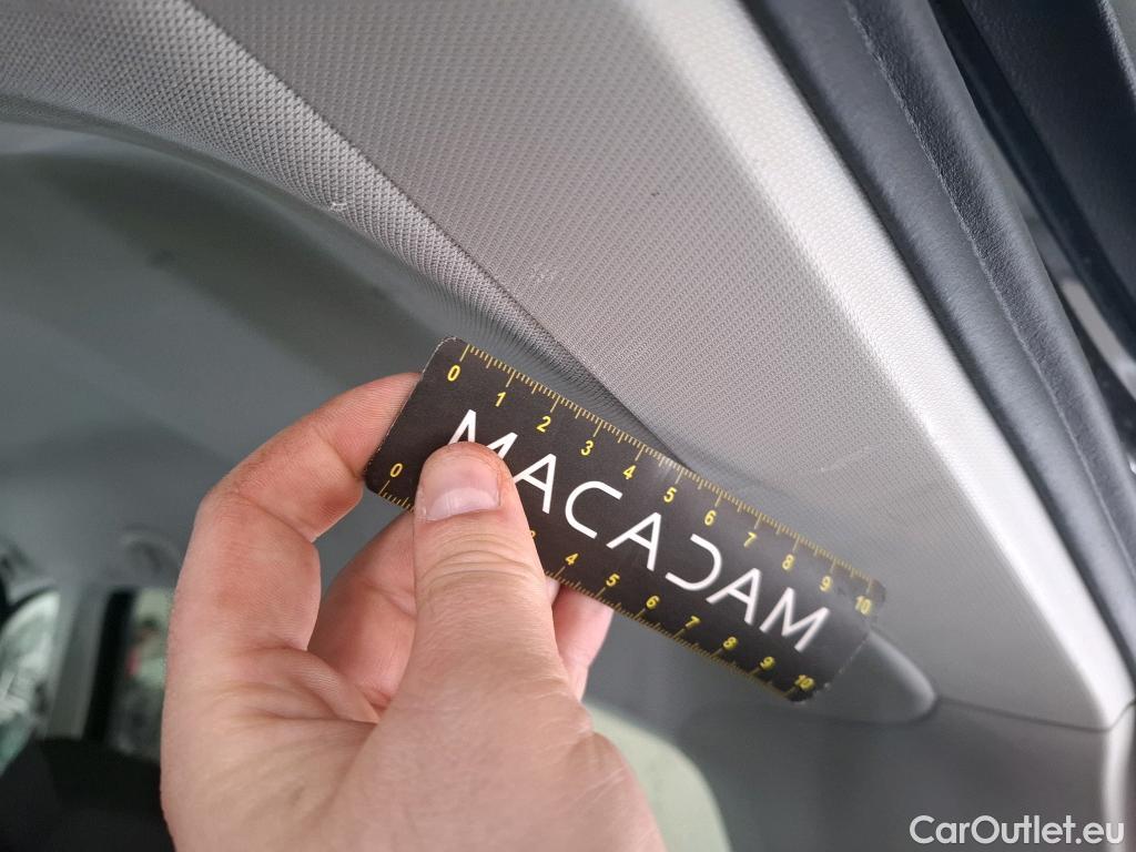  Volkswagen  Touran  Life Plus 2.0 TDI 150CV BVA7 E6d #33