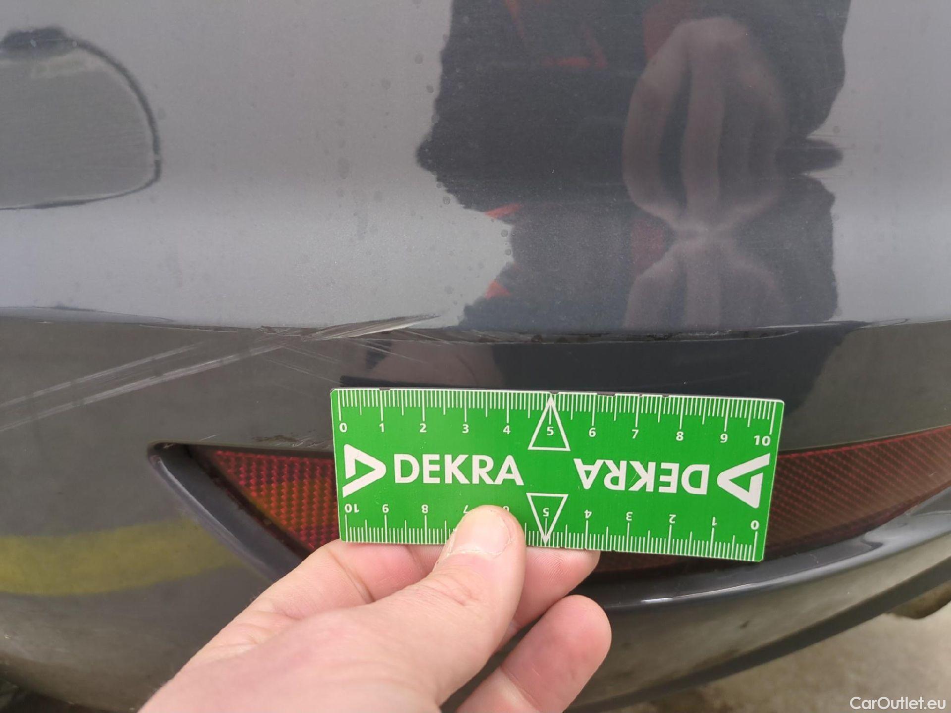  Volkswagen  Touran  Lounge Business BMT/Start-Stopp 2.0 TDI 150CV BVA7 E6d #2