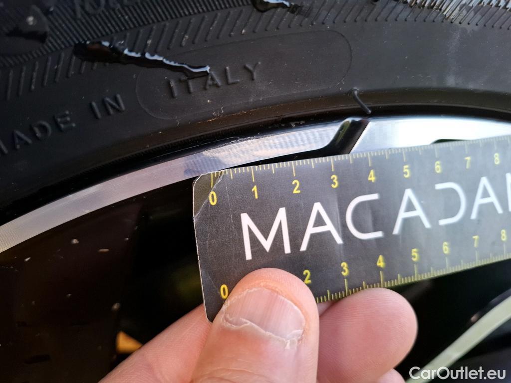  Volkswagen  Golf  VOLKSWAGEN / 2020 / 5P / Berline 2.0 TDI SCR 115 BVM6 Life 1st #29