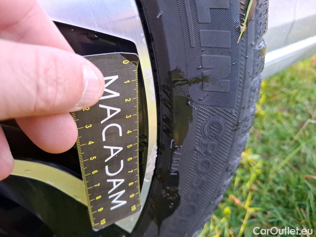  Volkswagen  Golf  VOLKSWAGEN / 2020 / 5P / Berline 2.0 TDI SCR 115 BVM6 Life 1st #26