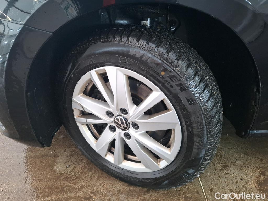  Volkswagen  Touran  Life Plus 2.0 TDI 150CV BVA7 E6d #18