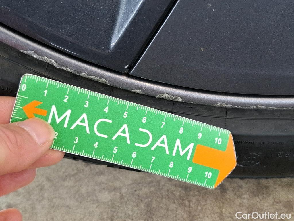  Tesla  Model 3 TESLA  / 2018 / 4P / Berline Grande Autonomie #14