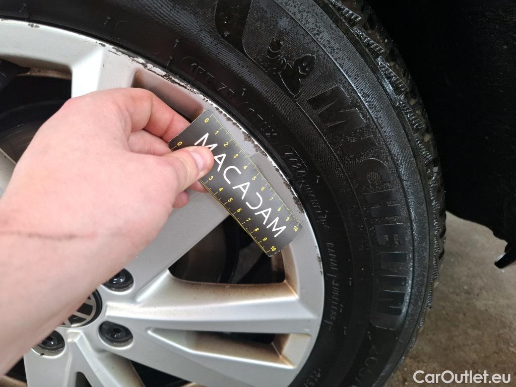  Volkswagen  Touran  Life Plus 2.0 TDI 150CV BVA7 E6d #25