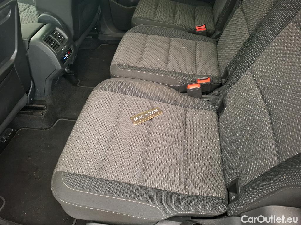  Volkswagen  Touran  Life Plus 2.0 TDI 150CV BVA7 E6d #48