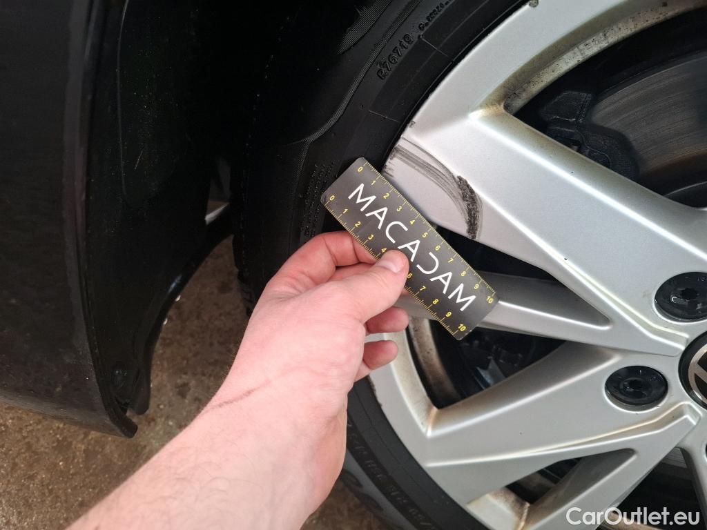  Volkswagen  Touran  Life Plus 2.0 TDI 150CV BVA7 E6d #22