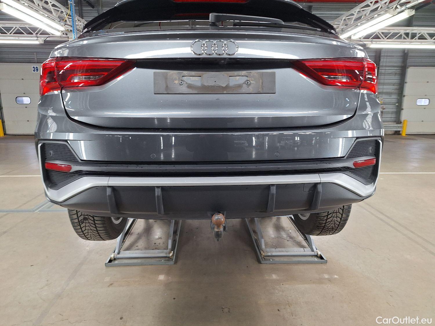  Audi  Q3 Audi,  SB '19, Audi  Sportback 35 TDI S tronic S Line Business  #15