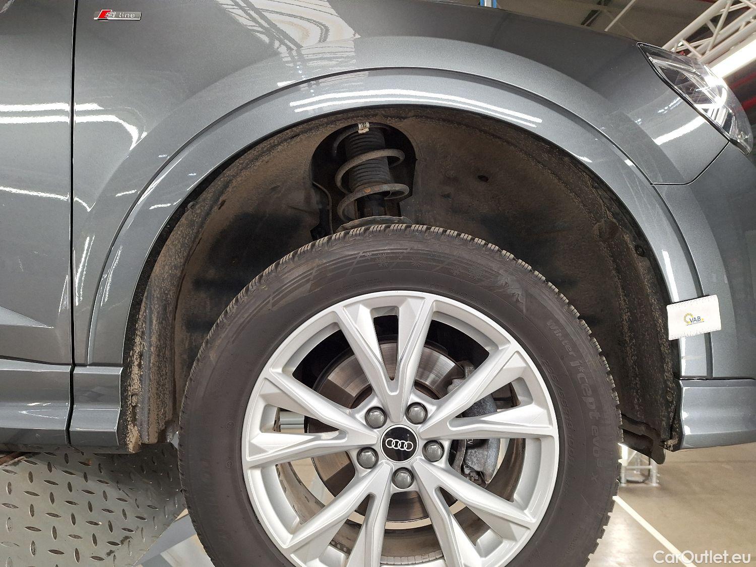  Audi  Q3 Audi,  SB '19, Audi  Sportback 35 TDI S tronic S Line Business  #4