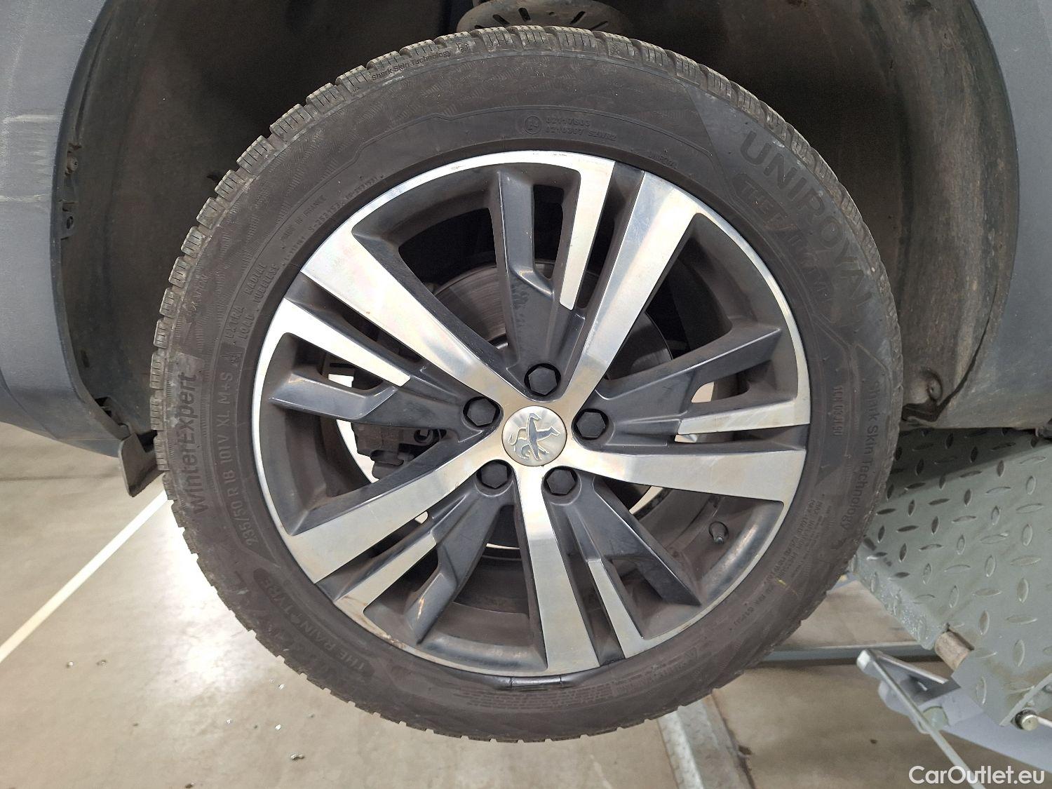  Peugeot  5008 Peugeot,  '16, Peugeot  1.2 PureTech 96kW S&S GT Line 5d #19