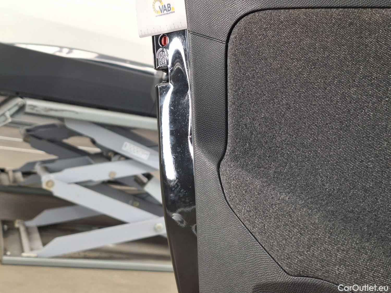  Peugeot  5008 Peugeot,  FL'20, Peugeot  1.5 BlueHDi 96kW S&S Active Pack 5d #40