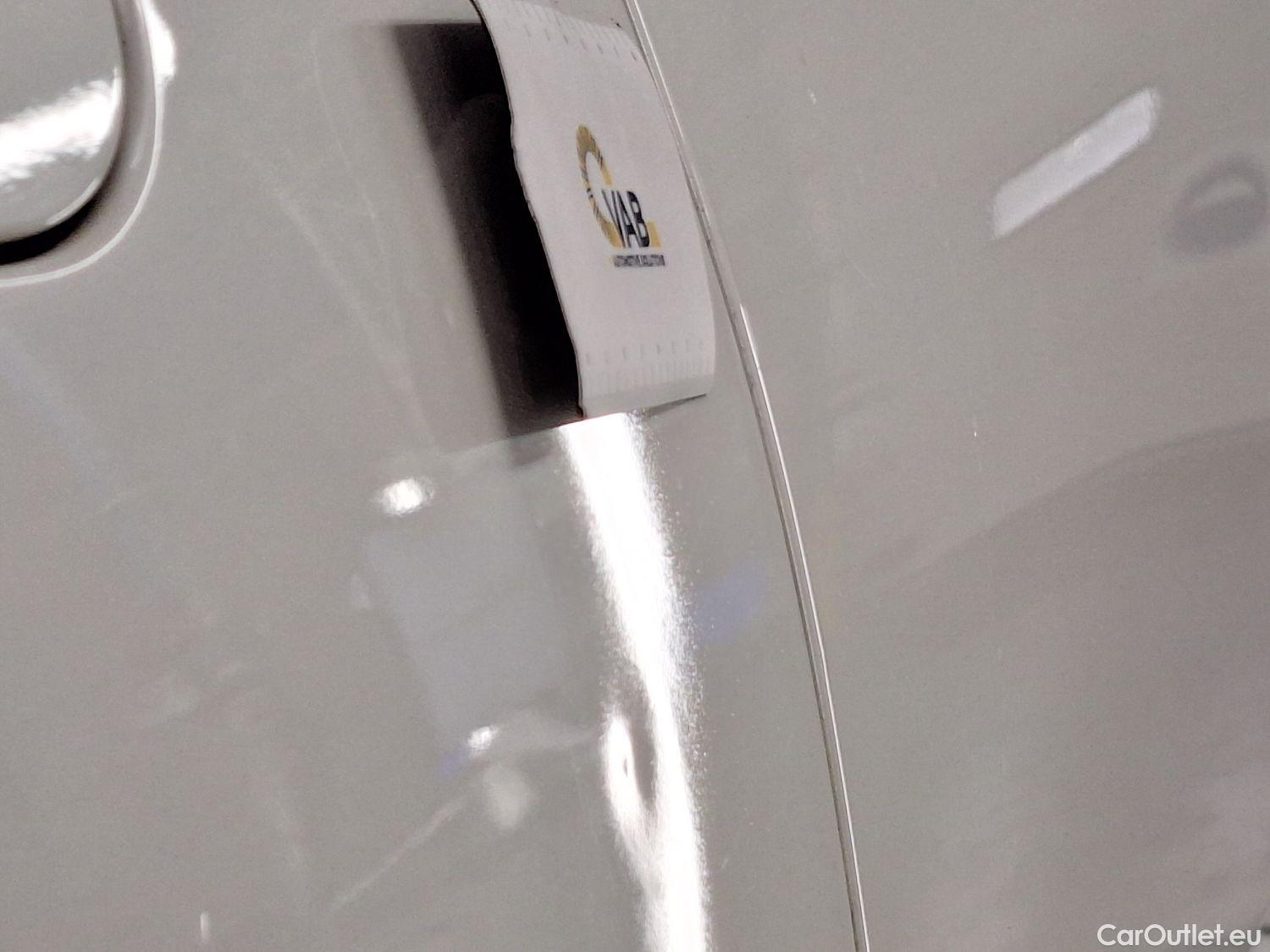  Peugeot  5008 Peugeot,  FL'20, Peugeot  1.5 BlueHDi 96kW S&S EAT8 GT Pack 5d #17