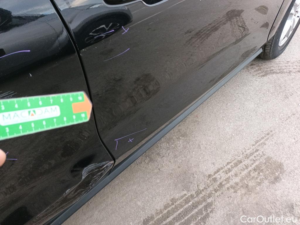  Ford  Focus FORD  / 2018 / 5P / berlina con portón 1.0 Ecoboost 92kW Trend+ Auto #8