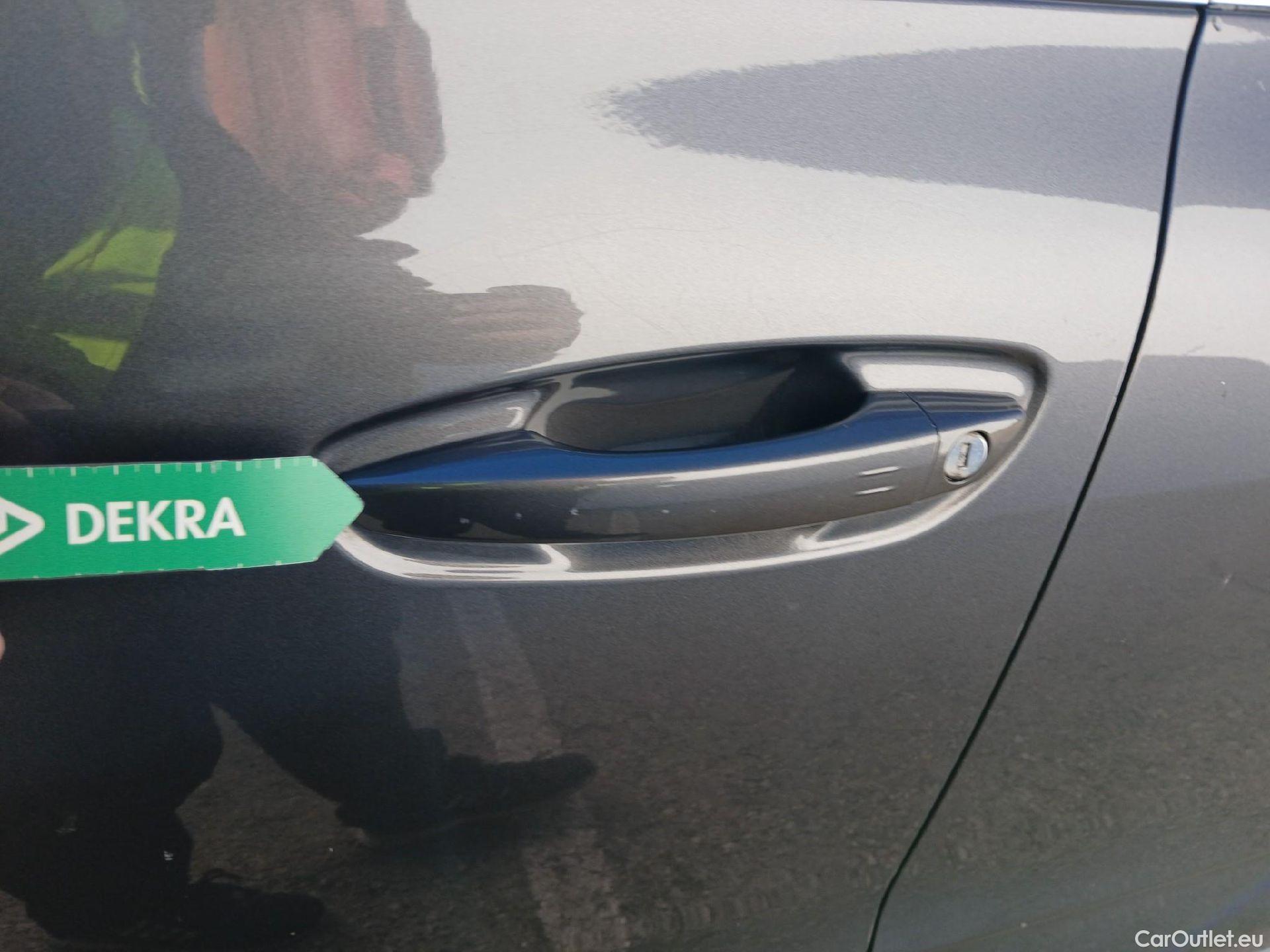  Citroen  C4 Picasso CITROEN  5p 2G monovolumen compac PureTech 96KW (130CV) S&S 6v Shine #17