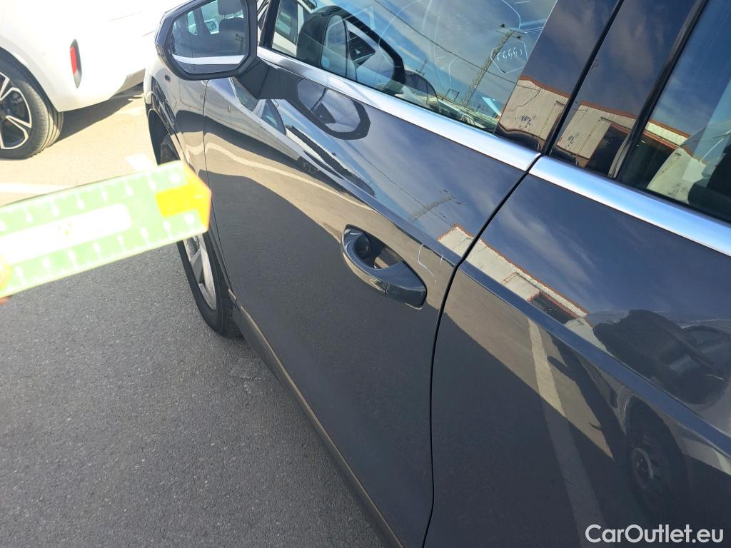  Audi  Q3 AUDI  / 2018 / 5P / todoterreno 40 TFSI 140kW S tronic Quattro Advanced #34